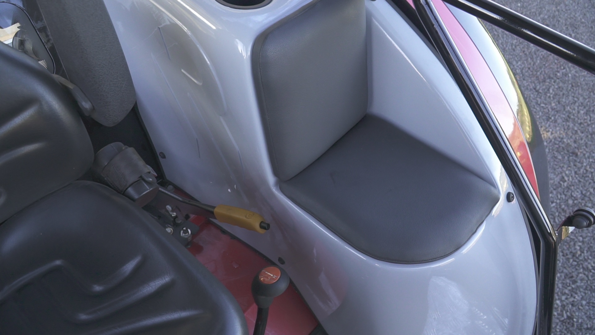 Trator-Massey-interior-9